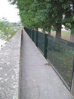 Promenade fronton grillagée 2